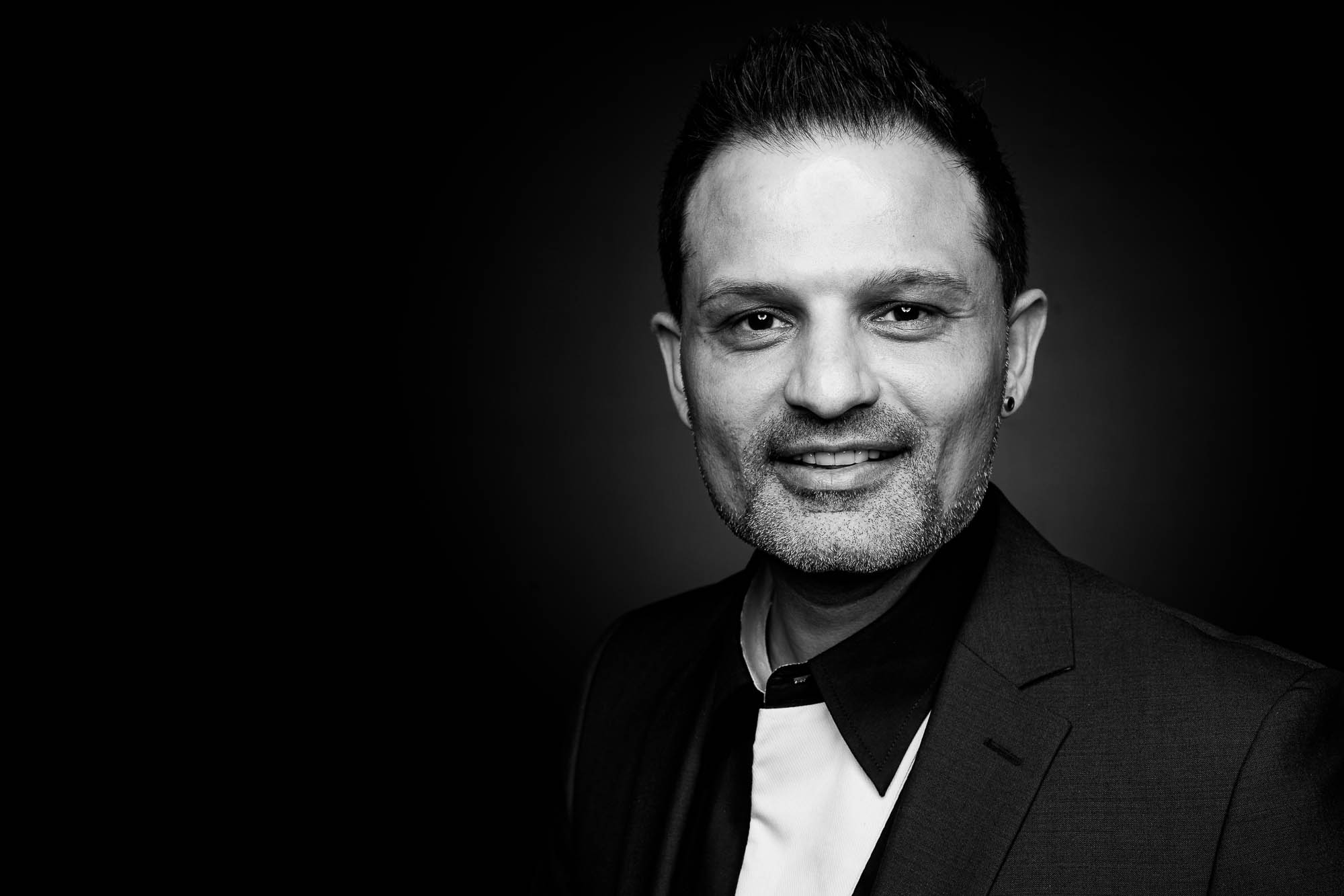 Export x3 Headshot  06127 Dez 01 2019 Headshots 2019  Miro Nicole Nadine